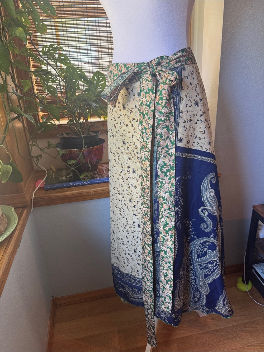 XL Wevez Silk Blend Magic Wrap Skirt Maxi Green Blue Paisley Boho plus size